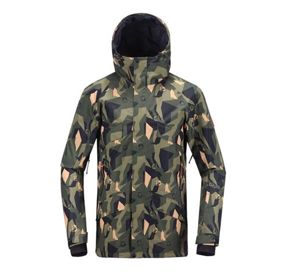 滑雪服厂家/山东在路上服装有限公司